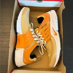 Nike presto Orange and Cream Athletic Shoes